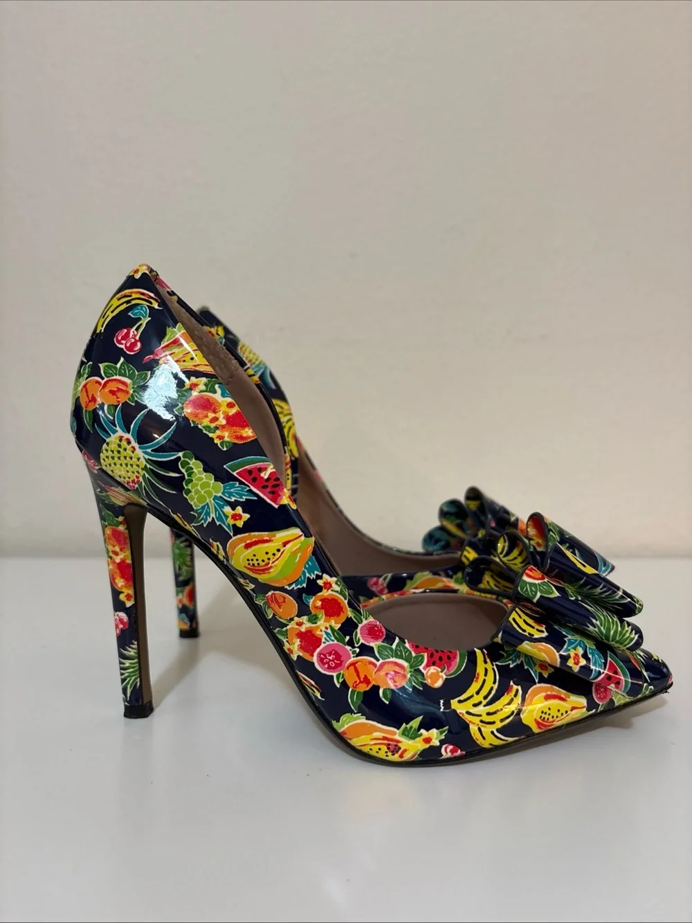 Betsey Johnson Prince Tropical Navy Floral & Fruit Bow Pointed Toe Heels